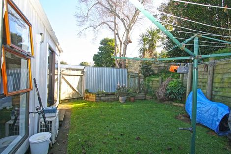 Photo of property in 1/4 Kenmore Street, Westown, New Plymouth, 4310