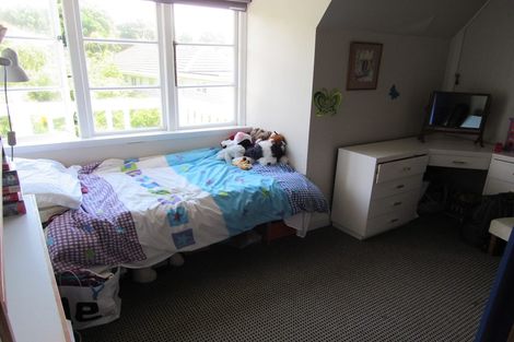 Photo of property in 404 Muritai Road, Eastbourne, Lower Hutt, 5013