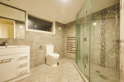 Photo of property in 72c Hobsonville Road, West Harbour, Auckland, 0618