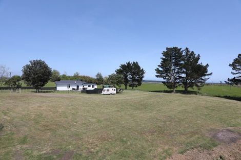 Photo of property in 195 Raumai Road, Bulls, 4894