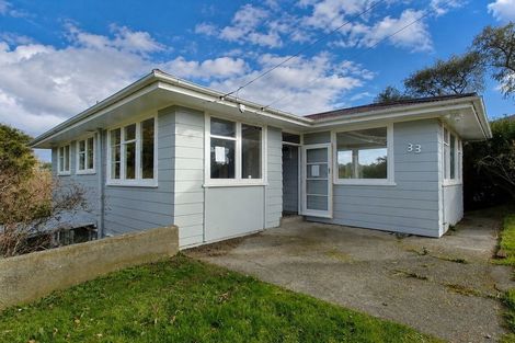 Photo of property in 33 Castor Crescent, Cannons Creek, Porirua, 5024