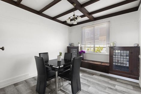 Photo of property in 82 Barrett Street, Westown, New Plymouth, 4310