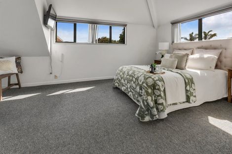 Photo of property in 2/14 Travers Place, Northpark, Auckland, 2013