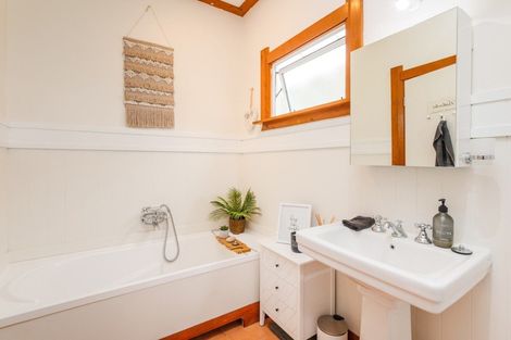 Photo of property in 283 Forlong Road, Colyton, Feilding, 4775