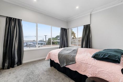 Photo of property in 24 Rothery Road, Hillpark, Auckland, 2102