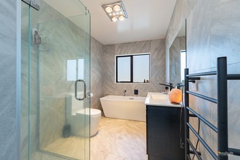 Photo of property in 4b Lindis Lane, Kelson, Lower Hutt, 5010