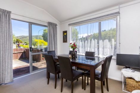 Photo of property in 50 Stokes Valley Road, Stokes Valley, Lower Hutt, 5019