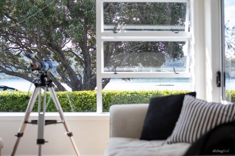 Photo of property in 21 Cliff Street, Raglan, 3225