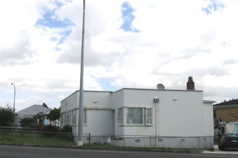 Photo of property in 84 Rosebank Road, Avondale, Auckland, 1026