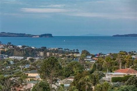 Photo of property in 185a Browns Bay Road, Browns Bay, Auckland, 0630