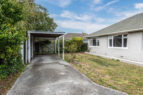 Photo of property in 135a Langdons Road, Northcote, Christchurch, 8052