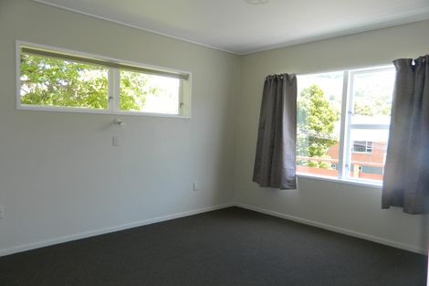 Photo of property in 5 Huia Street, Tawa, Wellington, 5028