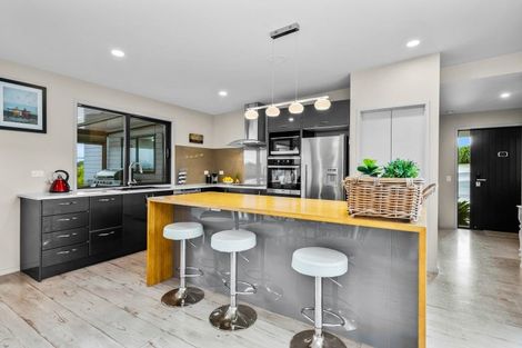 Photo of property in 24 Chatsfield Place, Te Kamo, Whangarei, 0112