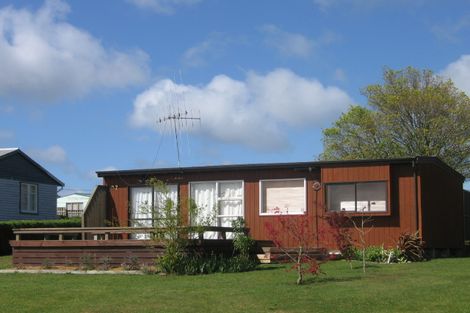 Photo of property in 27 Korari Crescent, Mangakino, 3421