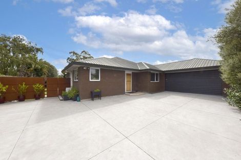 Photo of property in 7 Dinton Street, Russley, Christchurch, 8042