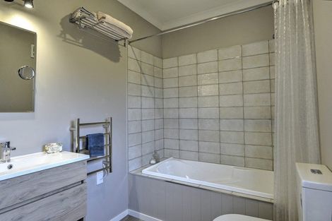 Photo of property in 112b Kent Street, Carterton, 5713