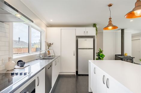 Photo of property in 88a Plateau Road, Te Marua, Upper Hutt, 5018