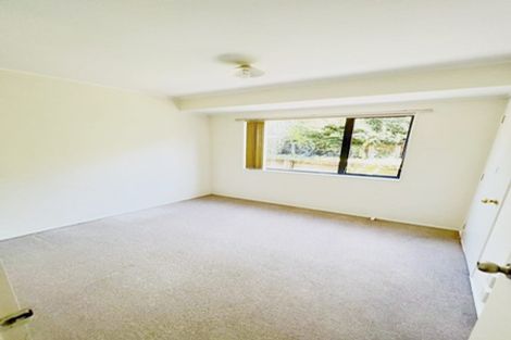 Photo of property in 19 Earnslaw Crescent, Clover Park, Auckland, 2019
