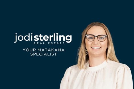 Photo of property in 18 Harbour View Road, Leigh, 0985