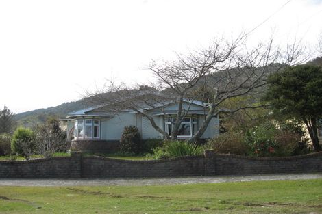 Photo of property in 55 Fox Street, Cobden, Greymouth, 7802