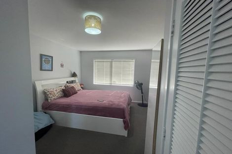 Photo of property in 3a Pah Road, Cockle Bay, Auckland, 2014