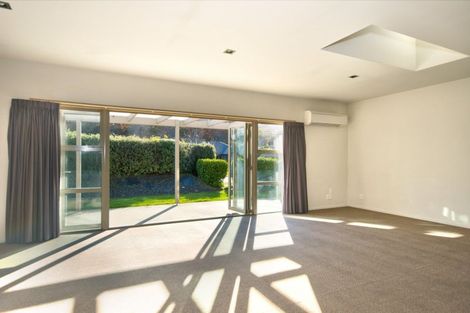 Photo of property in 28 Sylvan Street, Lake Hayes, Queenstown, 9304