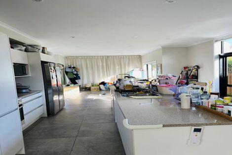 Photo of property in 2 Rarahu Road, Hobsonville, Auckland, 0616