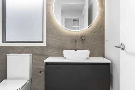 Photo of property in 2/12 Killarney Road, Frankton, Hamilton, 3204