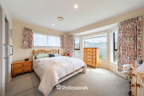 Photo of property in 212c Waiwhetu Road, Waterloo, Lower Hutt, 5011