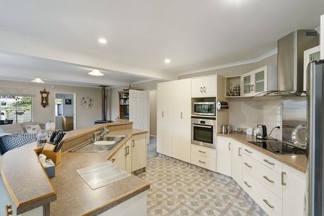 Photo of property in 34 Caroline Crescent, Highbury, Palmerston North, 4412