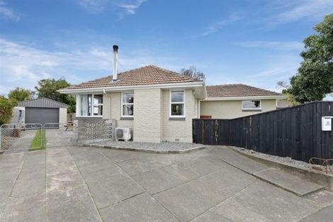 Photo of property in 24 Ontario Place, Wainoni, Christchurch, 8061