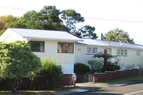 Photo of property in 12 Gardner Avenue, New Lynn, Auckland, 0600