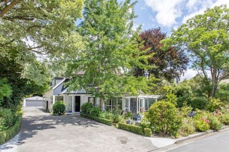 Photo of property in 113 Gardiners Road, Harewood, Christchurch, 8051