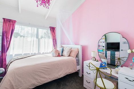 Photo of property in 2/33 Forest Hill Road, Henderson, Auckland, 0612