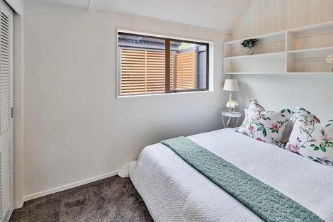 Photo of property in 93 Seaview Road, Paremata, Porirua, 5024