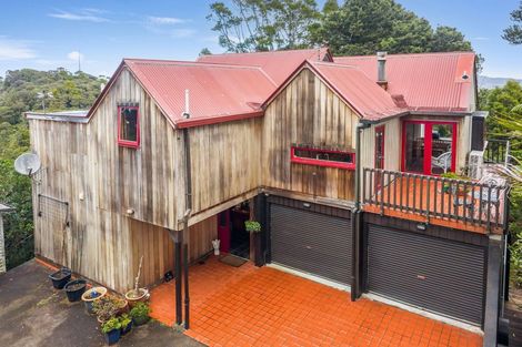 Photo of property in 1/51 Quinns Road, Waiatarua, Auckland, 0612