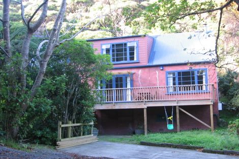 Photo of property in 64 Cluny Road, Plimmerton, Porirua, 5026