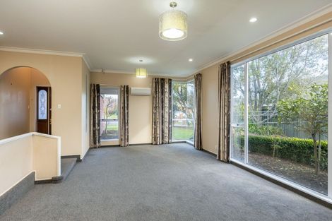 Photo of property in 11 Logan Place, Blenheim, 7201