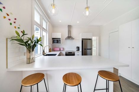 Photo of property in 8a Clyde Street, Oamaru North, Oamaru, 9400