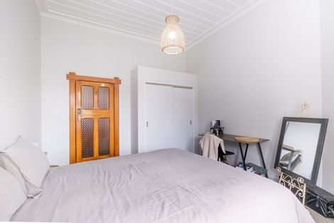 Photo of property in 9 Victoria Street, Hawera, 4610