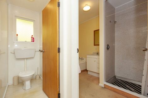 Photo of property in 17 Buckley Grove, Paraparaumu, 5032