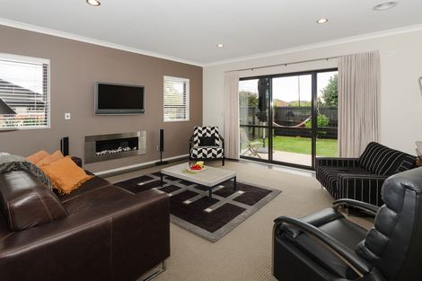 Photo of property in 20 Toscana Drive, Karaka, Papakura, 2113