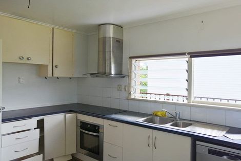 Photo of property in 33 Coronation Road, Hillcrest, Auckland, 0627