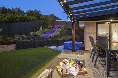 Photo of property in 124 Lisle Farm Drive, Pukekohe, 2120