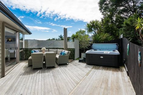 Photo of property in 11d Nimstedt Avenue, Oteha, Auckland, 0632