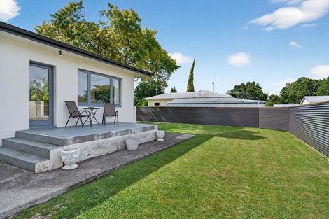 Photo of property in 19 Main Street, Greytown, 5712