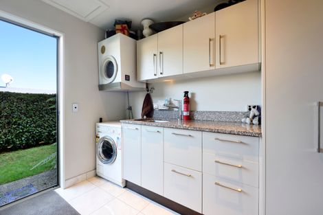 Photo of property in 355 Princes Drive, Britannia Heights, Nelson, 7010