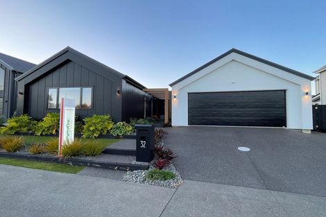 Photo of property in 32 Te Rata Boulevard, Karaka, 2124
