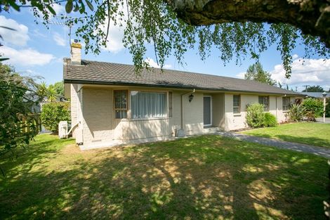 Photo of property in 2 Alfred Back Place, Cambridge, 3434