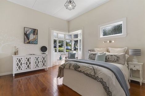 Photo of property in 30 Rutland Road, Stanley Point, Auckland, 0624